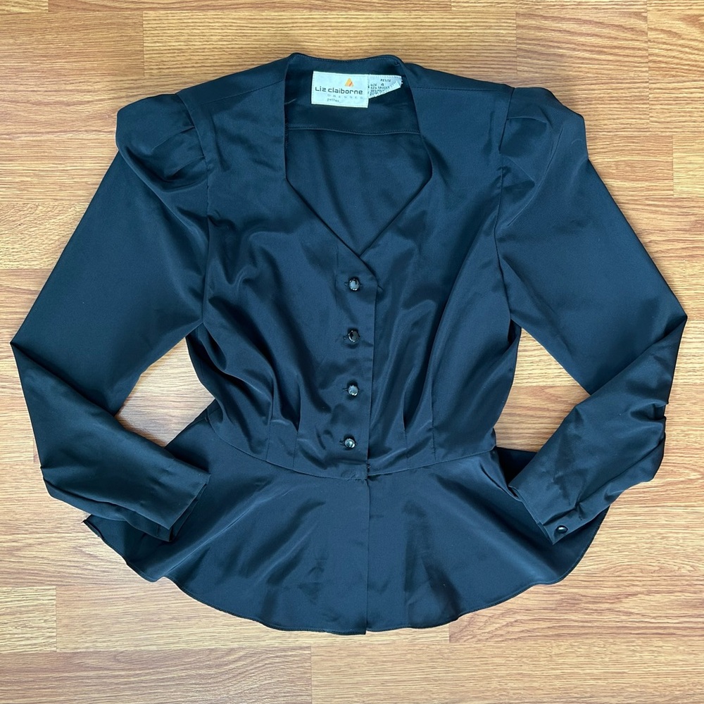 Vintage 1980’s Liz Claiborne Black Suit with Belt size 4 Petite EUC - Picture 12 of 15